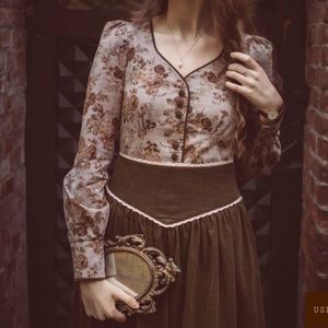 Revintaria Vintage Inspired Tess Blouse